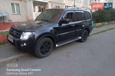 Внедорожник / Кроссовер Mitsubishi Pajero Wagon 2008 в 
