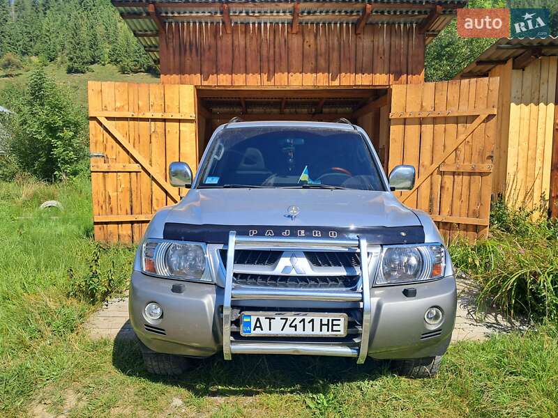 Mitsubishi Pajero Wagon 2004