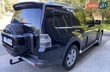 Внедорожник / Кроссовер Mitsubishi Pajero Wagon 2007 в 