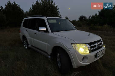 Позашляховик / Кросовер Mitsubishi Pajero Wagon 2013 в Луцьку
