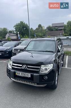 Внедорожник / Кроссовер Mitsubishi Pajero Wagon 2008 в 
