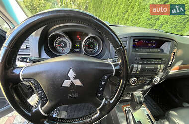 Внедорожник / Кроссовер Mitsubishi Pajero Wagon 2007 в 
