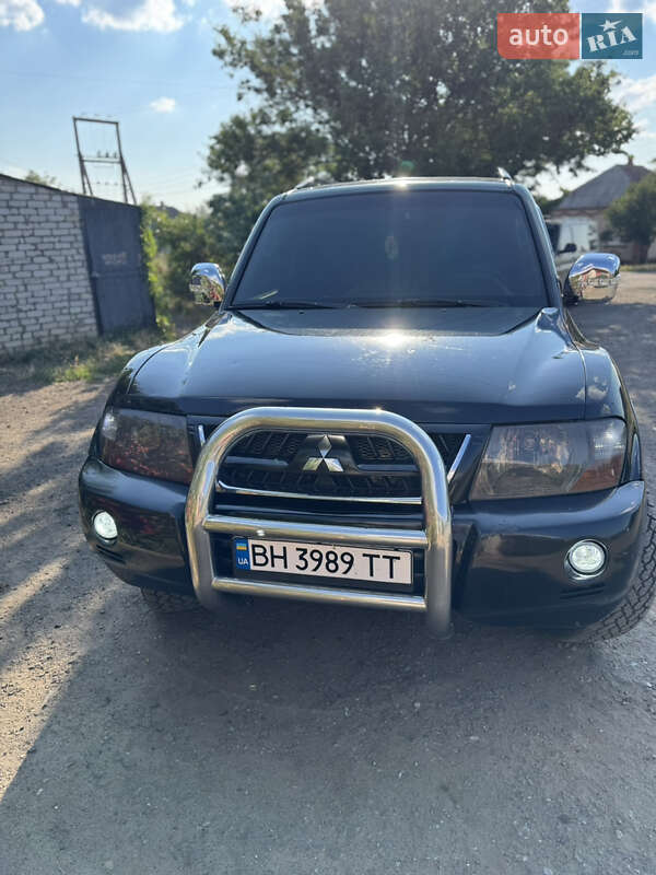 Mitsubishi Pajero Wagon 2003