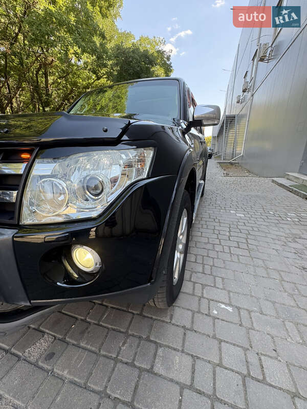 Внедорожник / Кроссовер Mitsubishi Pajero Wagon 2007 в Одессе