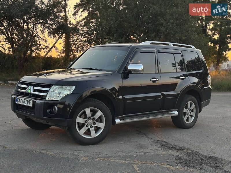 Mitsubishi Pajero Wagon 2008