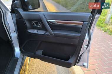 Внедорожник / Кроссовер Mitsubishi Pajero Wagon 2008 в 