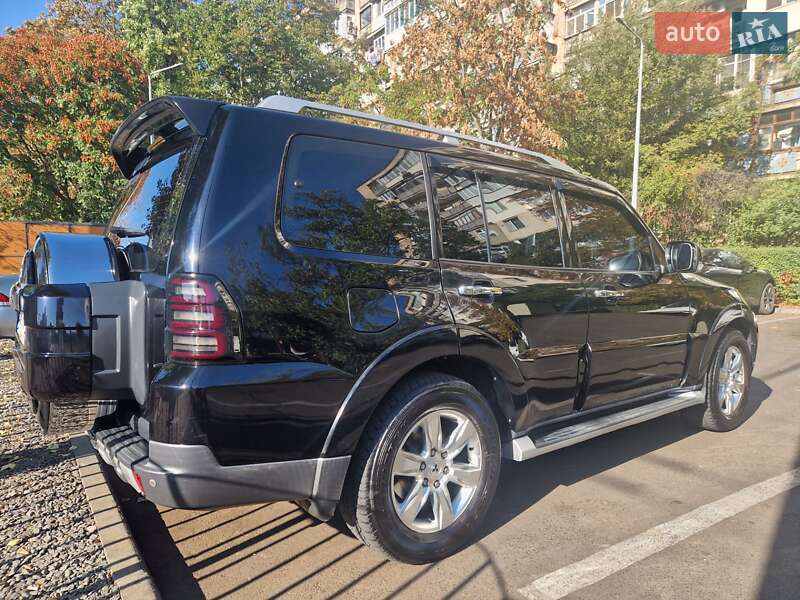 Внедорожник / Кроссовер Mitsubishi Pajero Wagon 2008 в Одессе