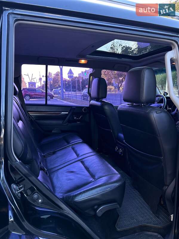 Внедорожник / Кроссовер Mitsubishi Pajero Wagon 2008 в Харькове