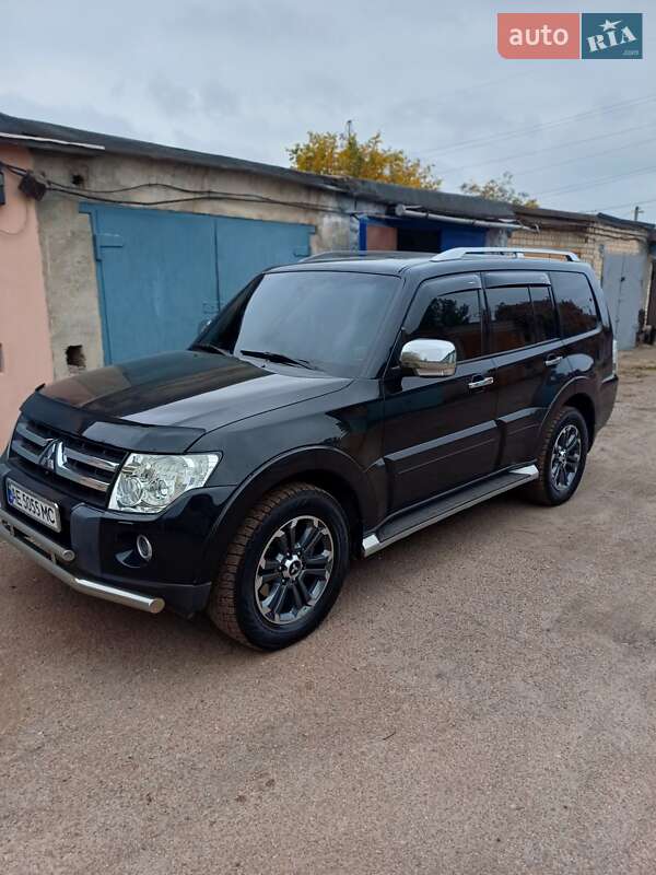 Внедорожник / Кроссовер Mitsubishi Pajero Wagon 2008 в Кривом Роге
