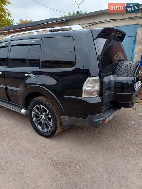 Внедорожник / Кроссовер Mitsubishi Pajero Wagon 2008 в Кривом Роге