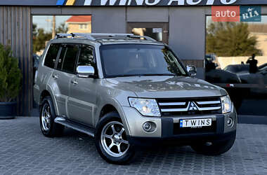 Внедорожник / Кроссовер Mitsubishi Pajero Wagon 2008 в 