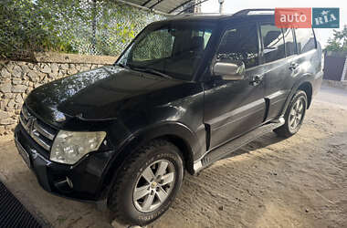 Внедорожник / Кроссовер Mitsubishi Pajero Wagon 2007 в 