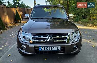 Внедорожник / Кроссовер Mitsubishi Pajero Wagon 2012 в 