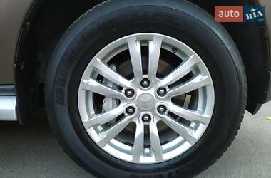 Внедорожник / Кроссовер Mitsubishi Pajero Wagon 2012 в 