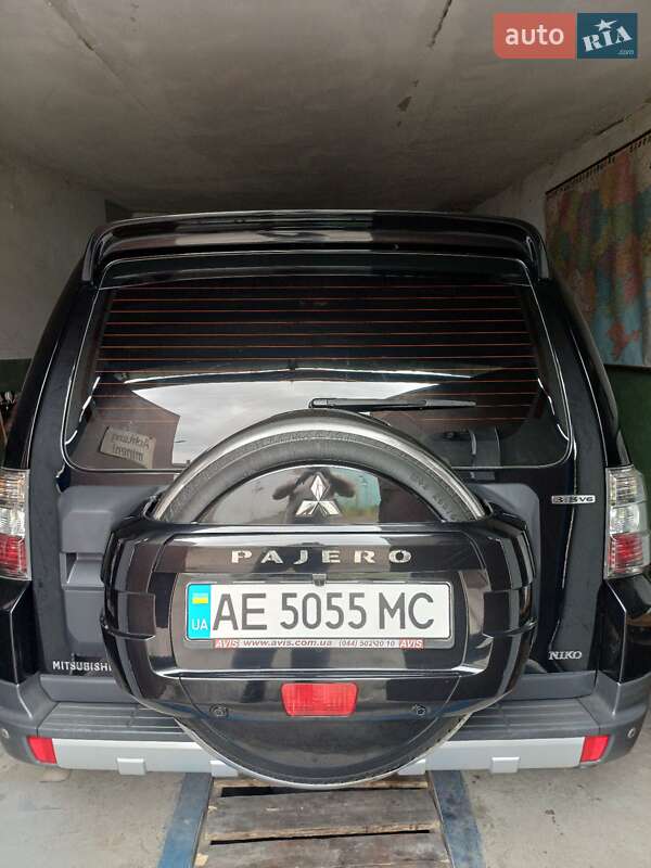 Внедорожник / Кроссовер Mitsubishi Pajero Wagon 2008 в Кривом Роге