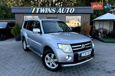 Внедорожник / Кроссовер Mitsubishi Pajero Wagon 2008 в 