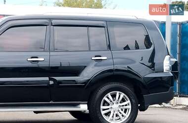 Внедорожник / Кроссовер Mitsubishi Pajero Wagon 2008 в 