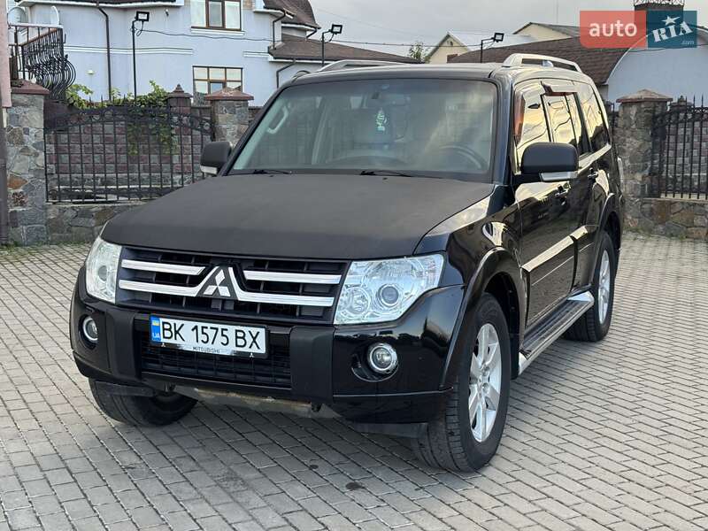 Внедорожник / Кроссовер Mitsubishi Pajero Wagon 2007 в Сарнах