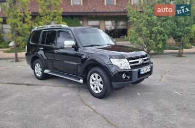 Внедорожник / Кроссовер Mitsubishi Pajero Wagon 2008 в 