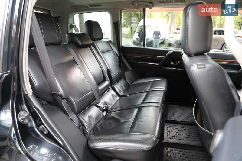 Внедорожник / Кроссовер Mitsubishi Pajero Wagon 2008 в Харькове