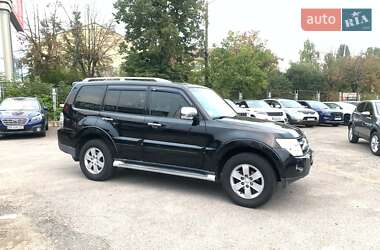 Внедорожник / Кроссовер Mitsubishi Pajero Wagon 2008 в 