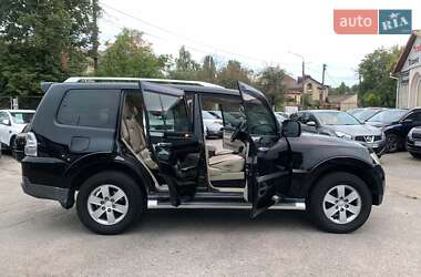 Внедорожник / Кроссовер Mitsubishi Pajero Wagon 2008 в 
