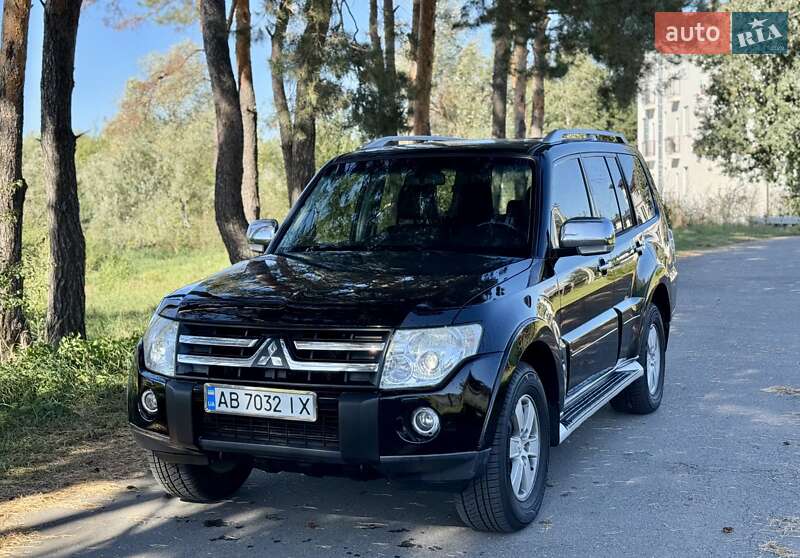 Внедорожник / Кроссовер Mitsubishi Pajero Wagon 2008 в 