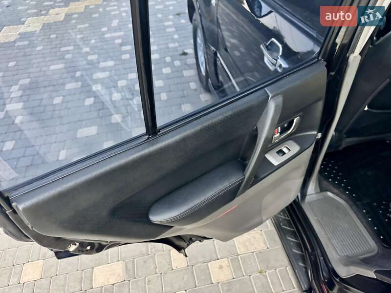 Внедорожник / Кроссовер Mitsubishi Pajero Wagon 2005 в Одессе