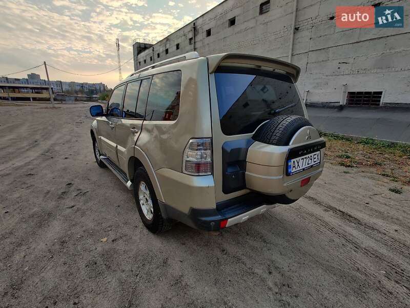 Внедорожник / Кроссовер Mitsubishi Pajero Wagon 2008 в Харькове