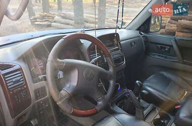 Позашляховик / Кросовер Mitsubishi Pajero Wagon 2001 в 