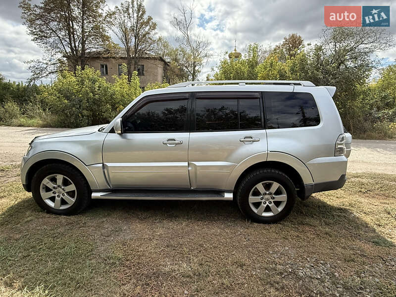 Внедорожник / Кроссовер Mitsubishi Pajero Wagon 2008 в Чугуеве
