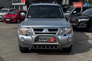 Внедорожник / Кроссовер Mitsubishi Pajero Wagon 2003 в 