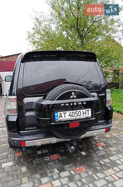 Внедорожник / Кроссовер Mitsubishi Pajero Wagon 2008 в 