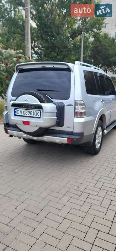 Внедорожник / Кроссовер Mitsubishi Pajero Wagon 2009 в Черкассах