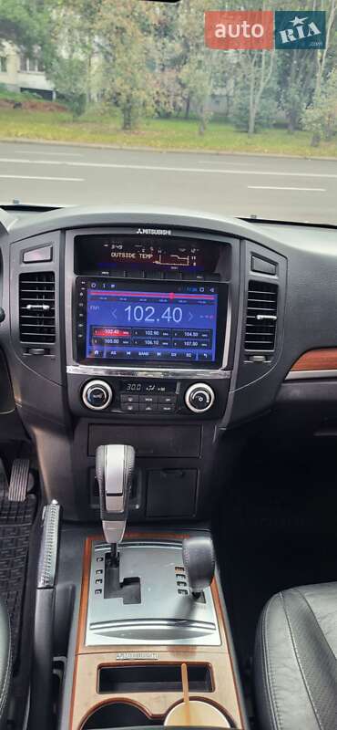 Внедорожник / Кроссовер Mitsubishi Pajero Wagon 2009 в Черкассах