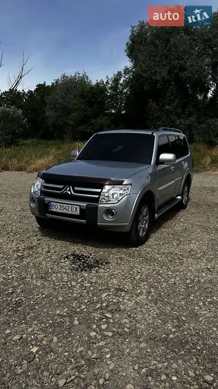 Mitsubishi Pajero Wagon