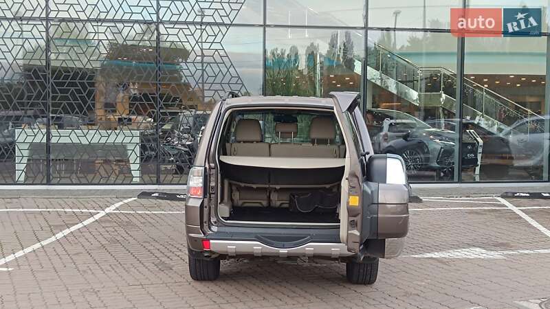 Внедорожник / Кроссовер Mitsubishi Pajero Wagon 2011 в Киеве фото 10 Внедорожник / Кроссовер Mitsubishi Pajero Wagon 2011 в Киеве