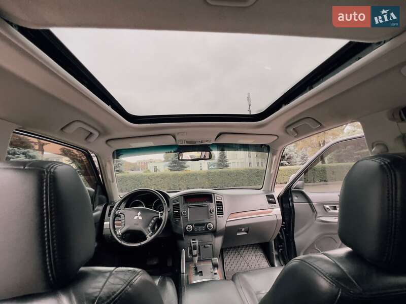 Внедорожник / Кроссовер Mitsubishi Pajero Wagon 2008 в Каменском