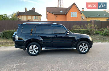 Внедорожник / Кроссовер Mitsubishi Pajero Wagon 2008 в 