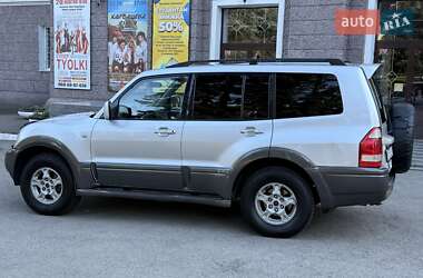 Позашляховик / Кросовер Mitsubishi Pajero Wagon 2003 в 