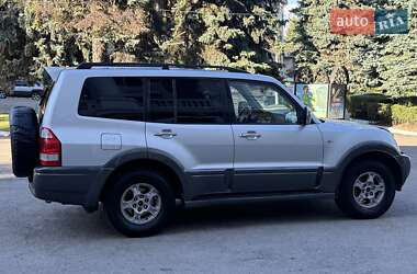 Позашляховик / Кросовер Mitsubishi Pajero Wagon 2003 в 
