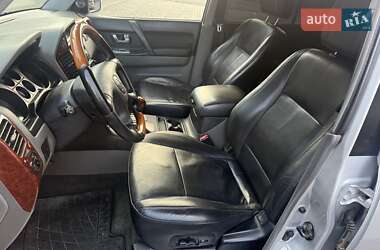 Позашляховик / Кросовер Mitsubishi Pajero Wagon 2003 в 