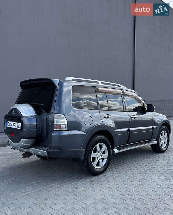 Mitsubishi Pajero Wagon 2007
