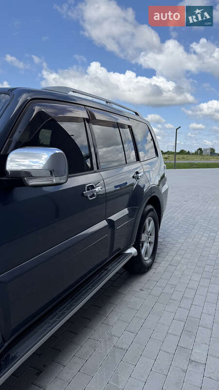 Позашляховик / Кросовер Mitsubishi Pajero Wagon 2007 в Буську фото 12 Позашляховик / Кросовер Mitsubishi Pajero Wagon 2007 в Буську