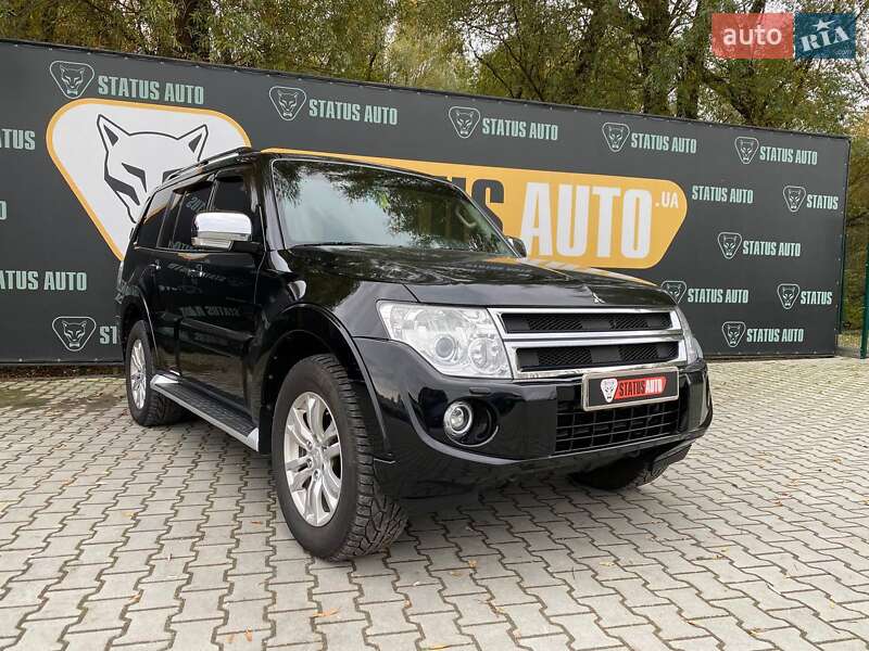 Mitsubishi Pajero Wagon 2015