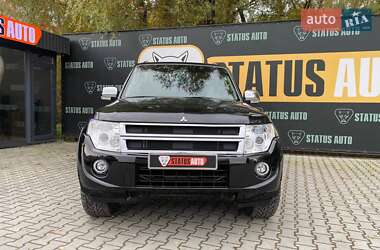Внедорожник / Кроссовер Mitsubishi Pajero Wagon 2015 в 