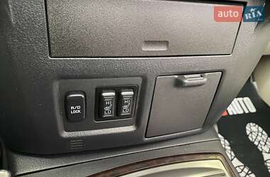 Внедорожник / Кроссовер Mitsubishi Pajero Wagon 2015 в 