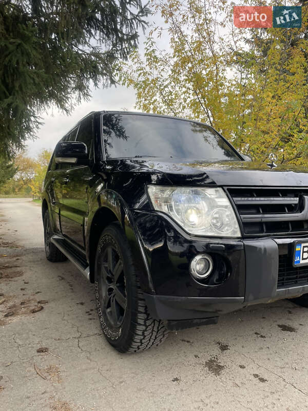 Внедорожник / Кроссовер Mitsubishi Pajero Wagon 2008 в Тернополе