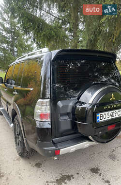 Внедорожник / Кроссовер Mitsubishi Pajero Wagon 2008 в 