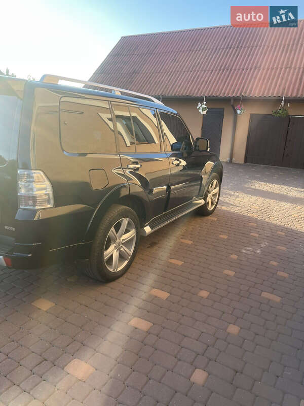 Внедорожник / Кроссовер Mitsubishi Pajero Wagon 2008 в Львове